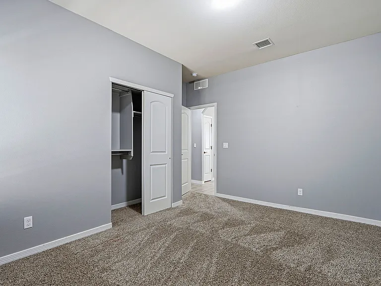 2120 Honour Point Pl — Photo 22