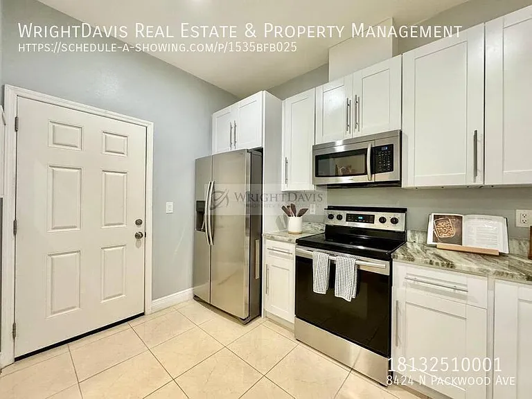 8424 N Packwood Ave — Photo 9