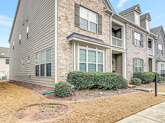 2nd image of 7765 Rutgers Cir