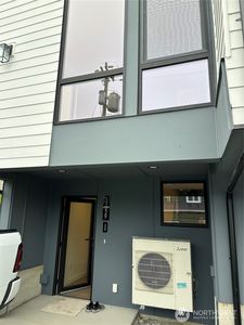11229 Greenwood Avenue N #D, Seattle, WA, 98133