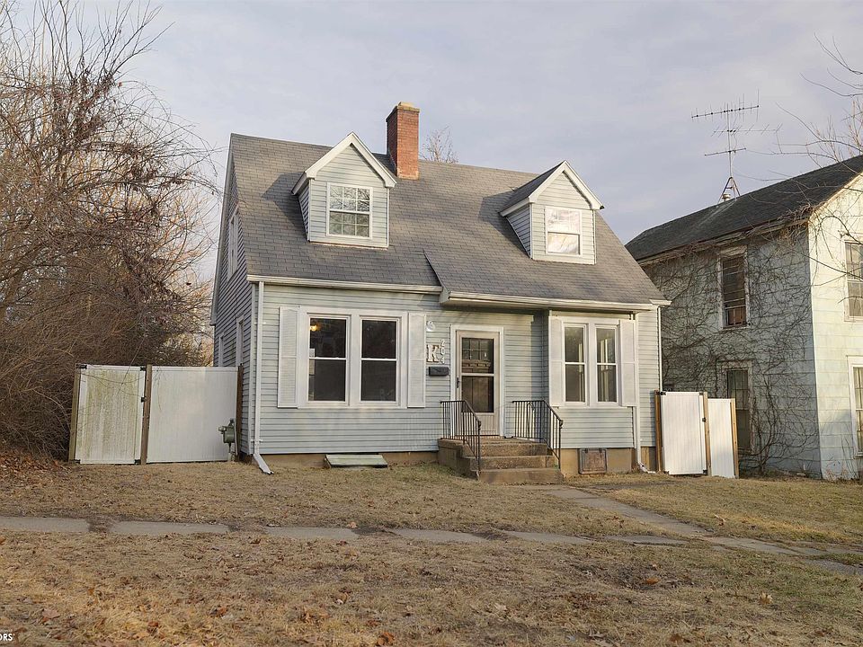 1st image of 204 Marietta St