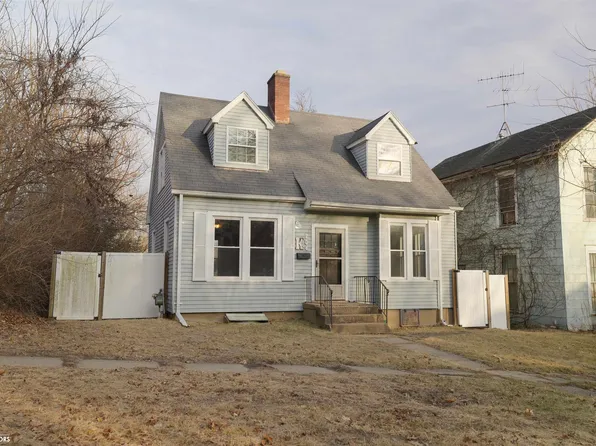 204 Marietta St, Burlington, IA 52601