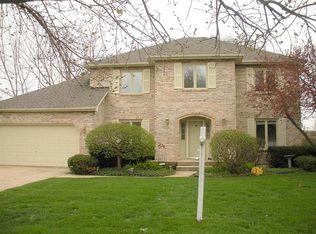 878 Brown Ct, Batavia, IL 60510