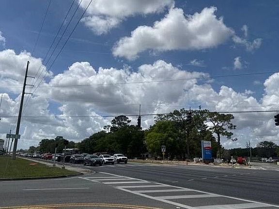 5th image of 8484 SW 108th St