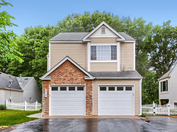 5723 Donegal Dr, Shoreview, MN 55126