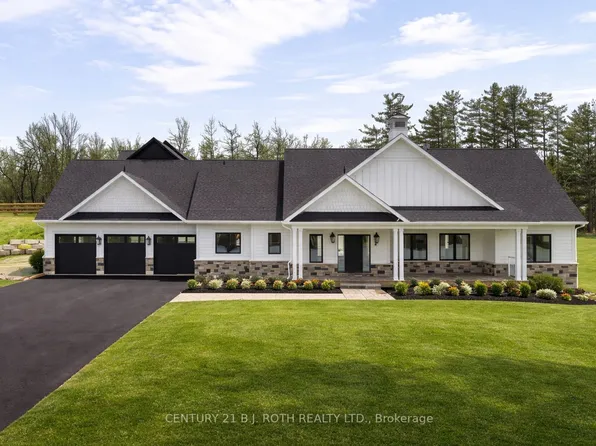 4 Friesian Ct, Oro Medonte, ON L0K 1E0