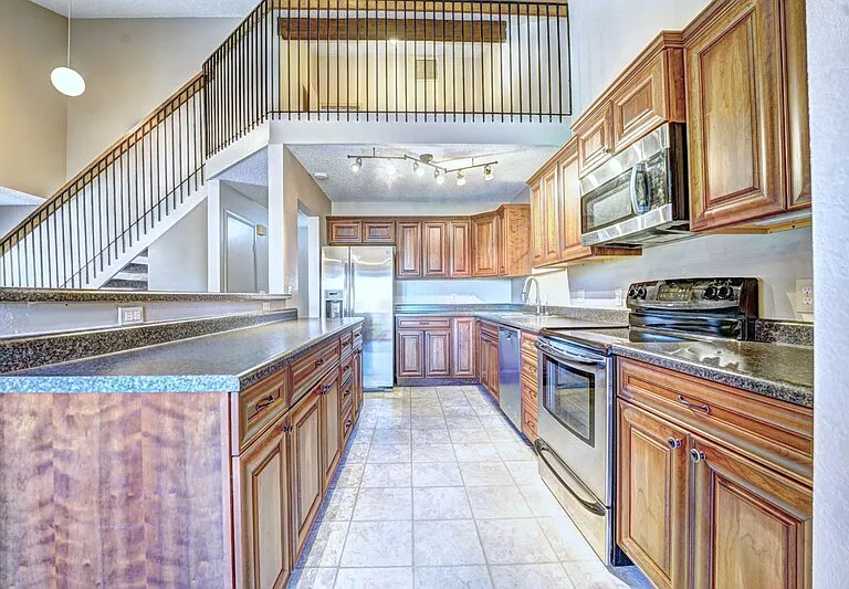 1155 Lakeside Dr #701 — Photo 3
