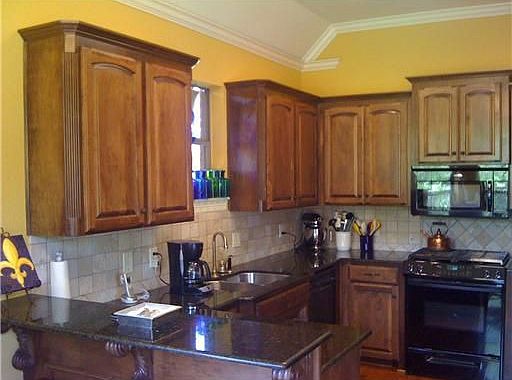 4th image of 206 Sherwood Dr