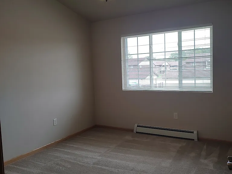 Velp Avenue Apartments — Photo 10