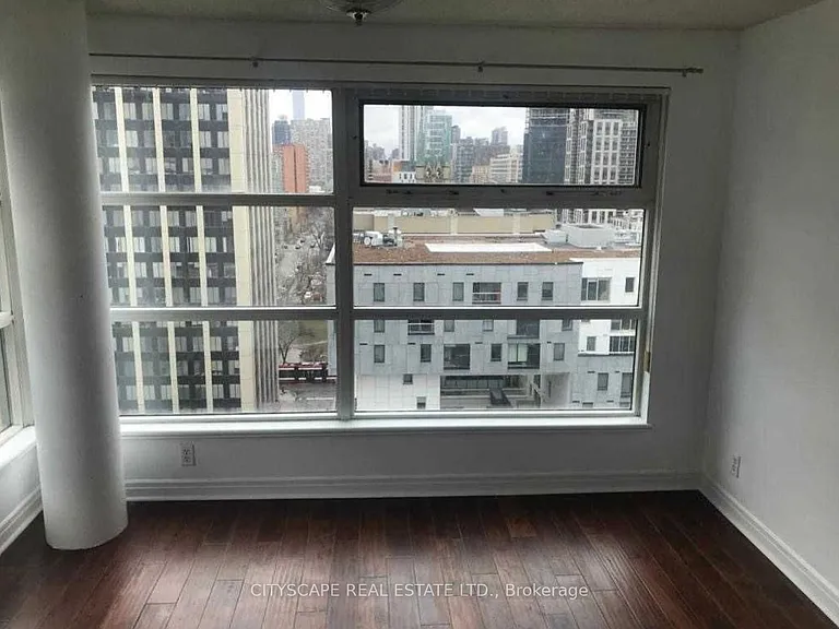 50 Lombard St #1705 — Photo 3