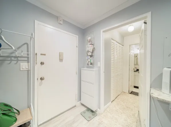 1111 River Road image 6 of 13