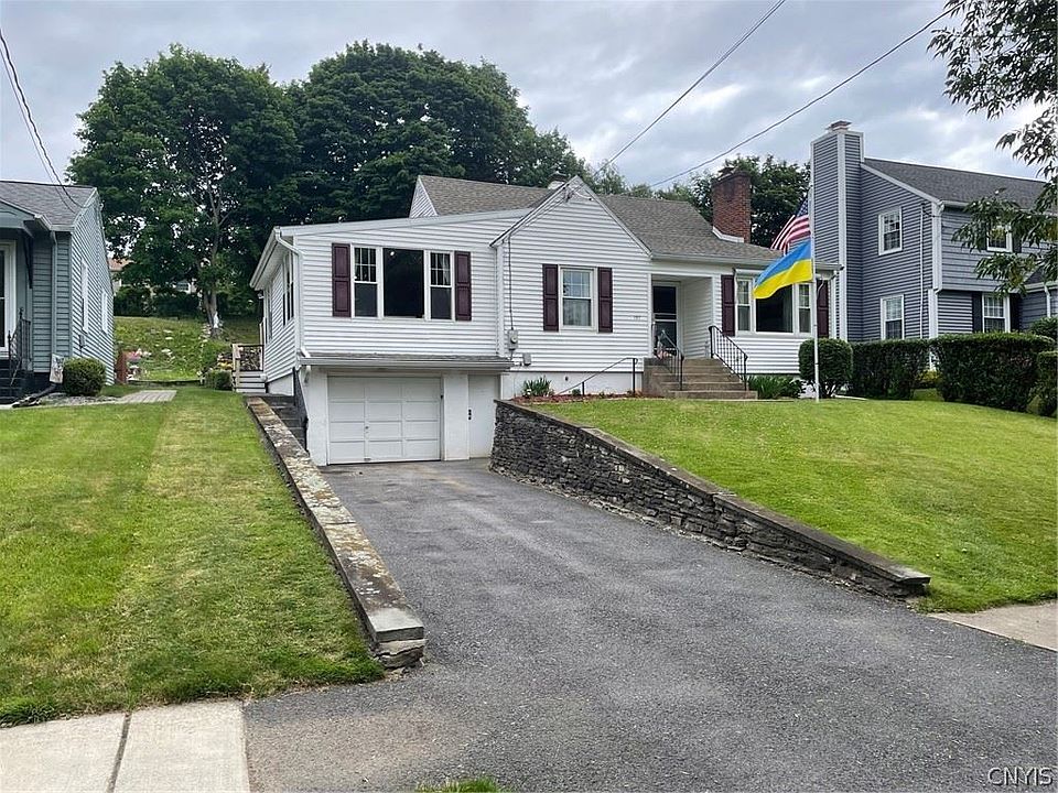 1st image of 157 Hancock Dr