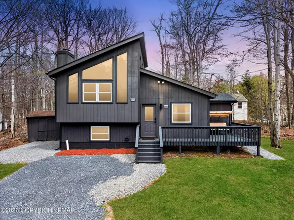 2930 Melody Ln, Tobyhanna, PA 18466