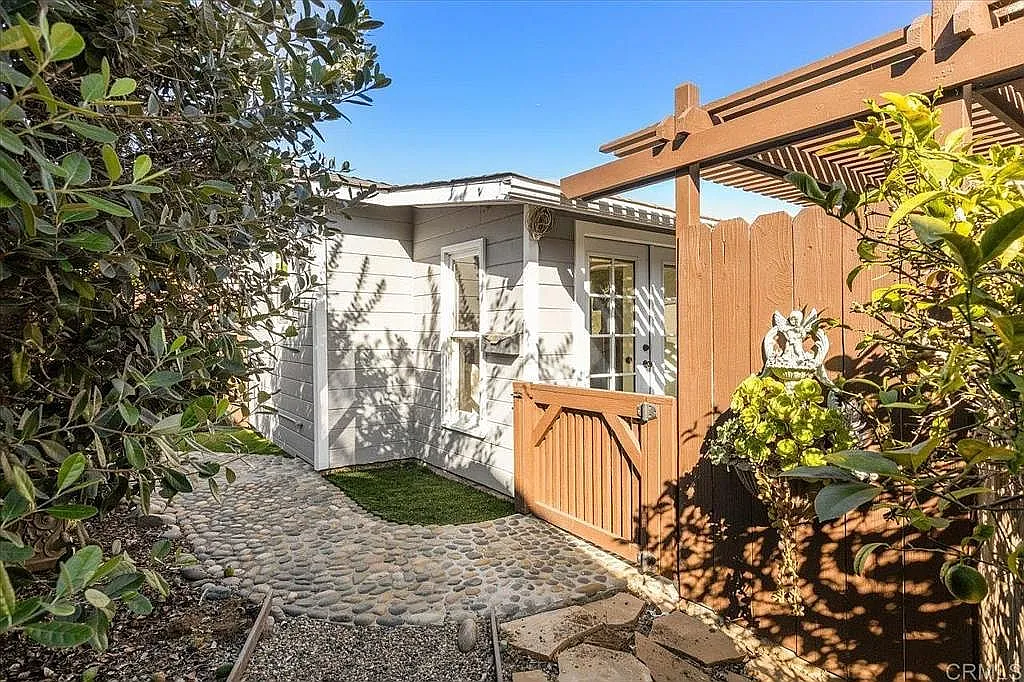 Ocean View Ave, Encinitas — Photo 1