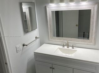 Castle Apartments 7 Condo, Fort Lauderdale, FL 33313