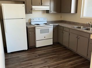 1127 E Laurel Dr #7, Salinas, CA 93905
