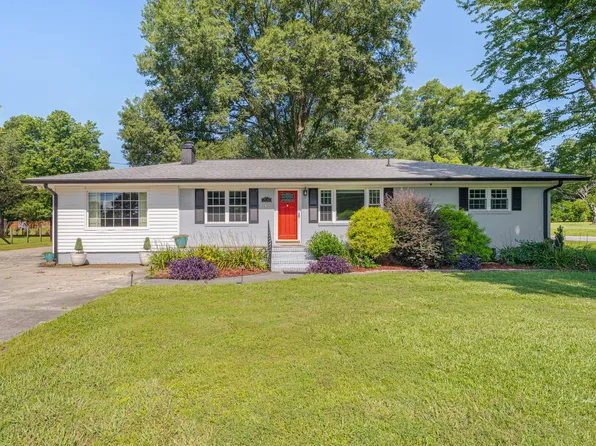 704 S Mineral Springs Rd, Durham, NC 27703