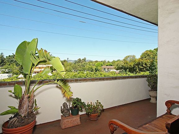 5th image of 11755 Montana Ave APT 307