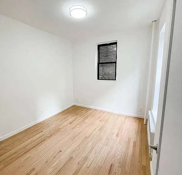200 W 84th St #2D — Photo 1