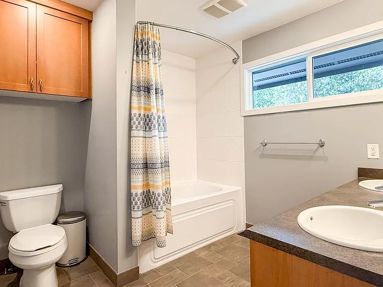 1530 McNair Dr — Photo 23