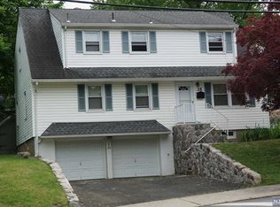 35 Sicomac Ave #1, Midland Park, NJ 07432