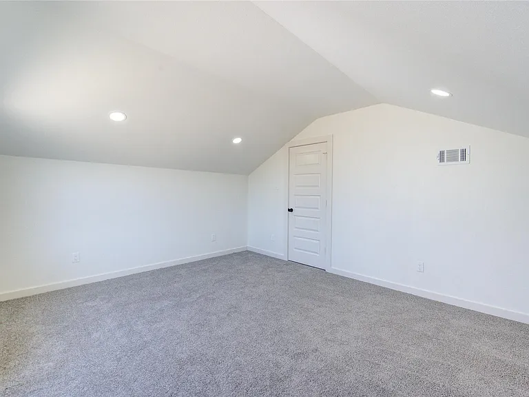 2928 El Fenice Ln — Photo 8