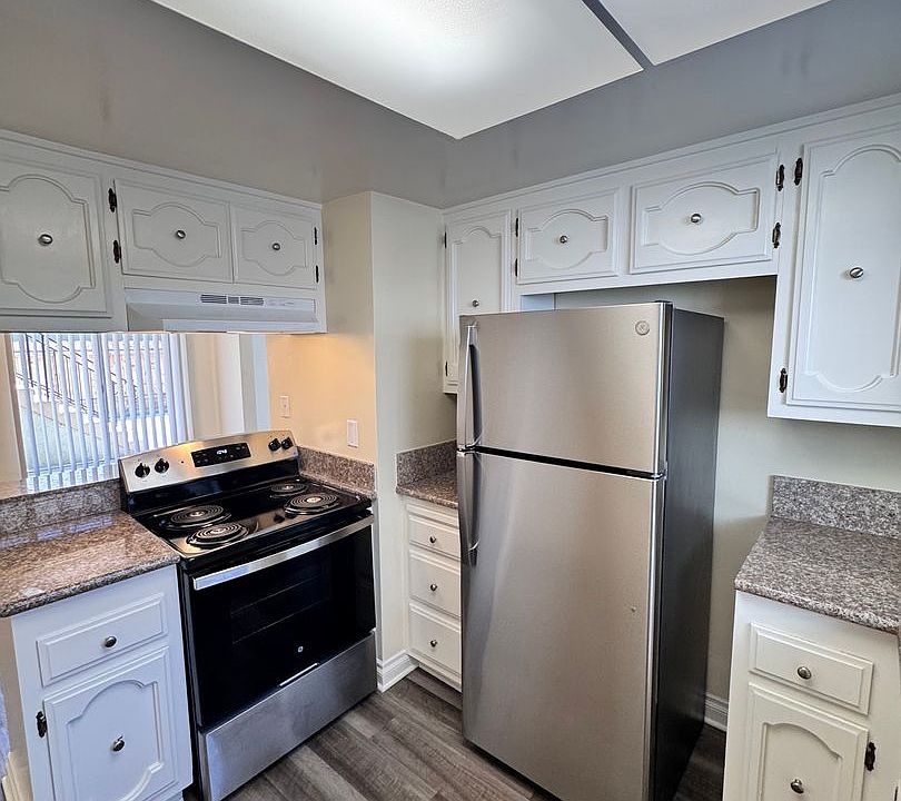 1st image of 3781 Green Ave APT 2
