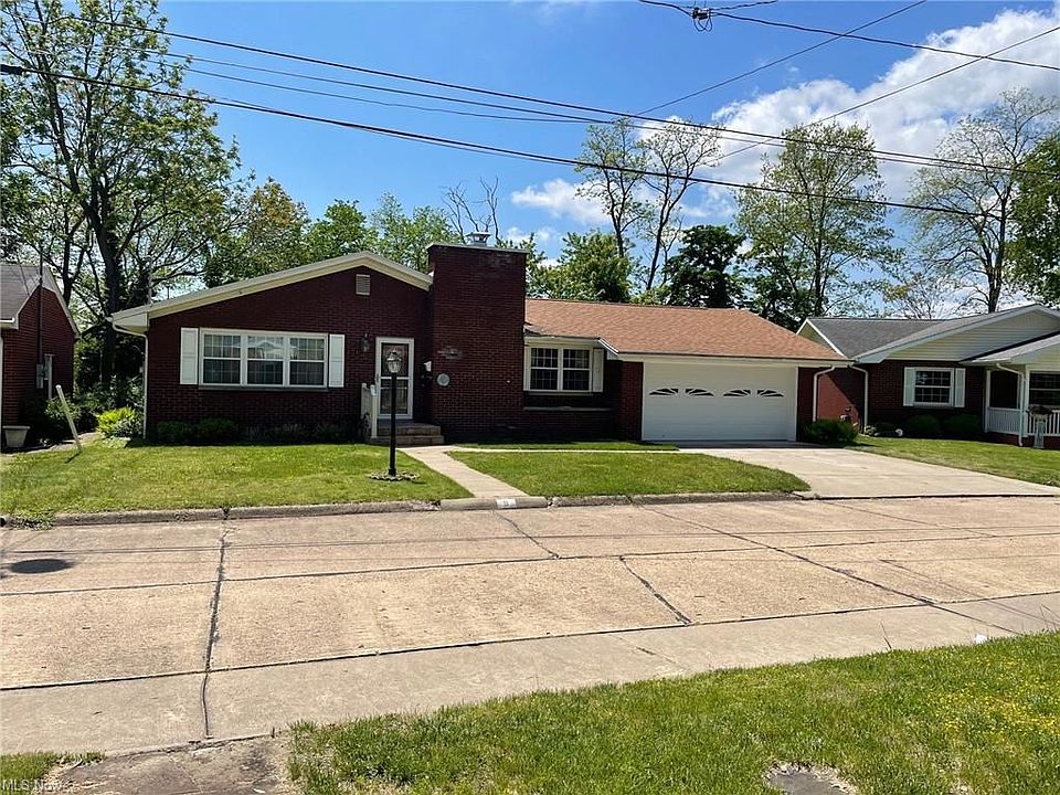 1st image of 5 Edgewood Park Dr