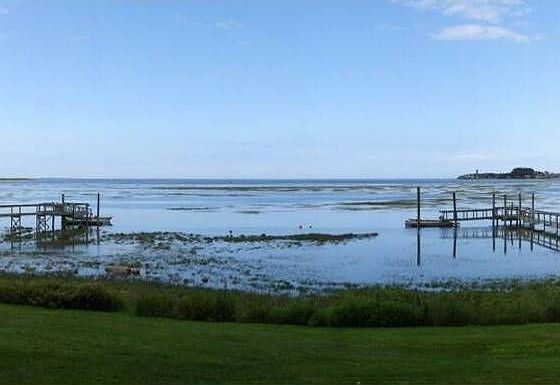 2nd image of 110 Bartletts Island Way