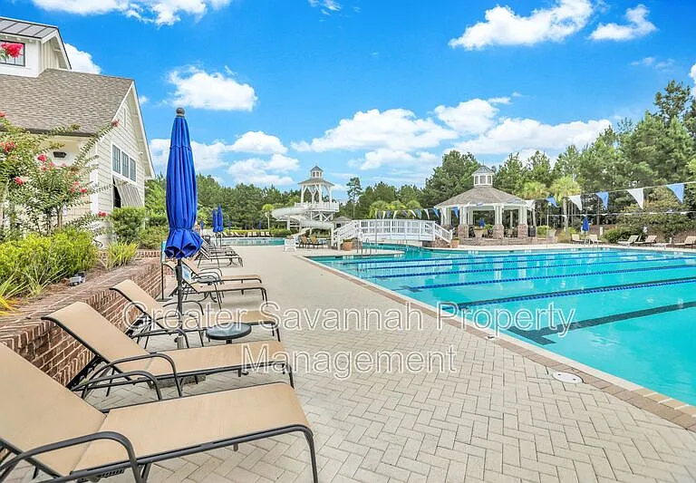 130 Danbury Ct #1 — Photo 45