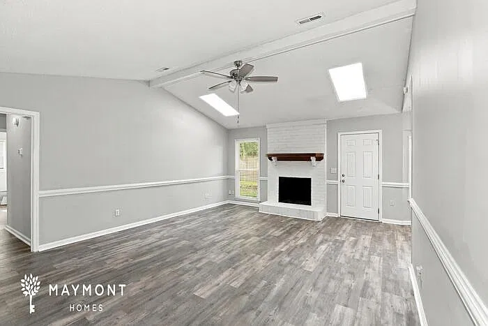 3 bed, 2.0 bath, 1778 sqft, $2,225 — Photo 3