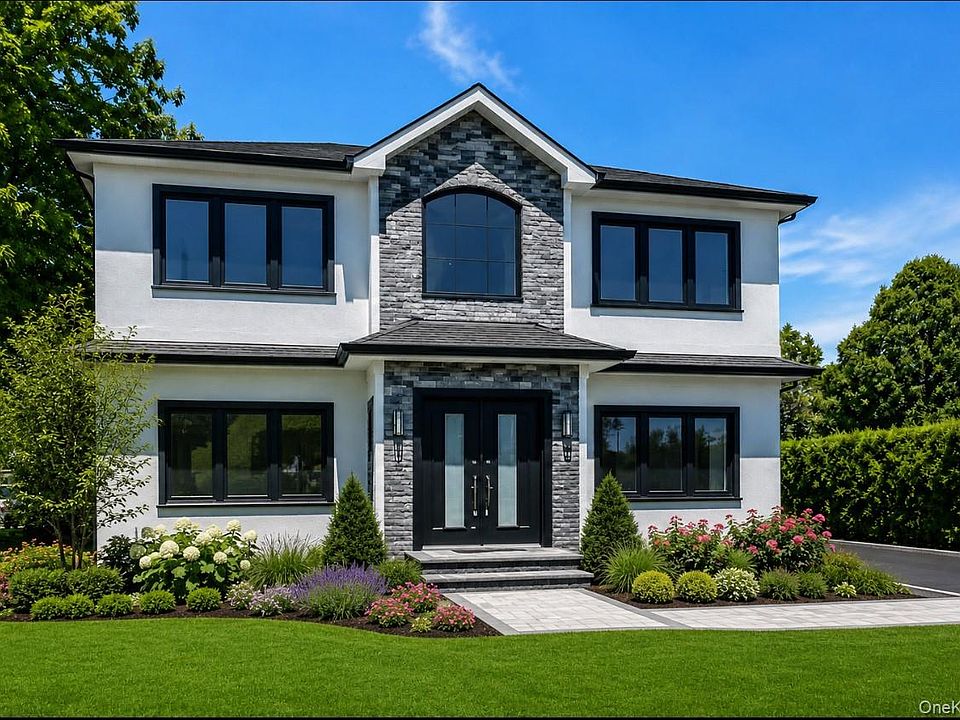 1st image of 118 W Cherry Street