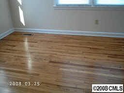 5th image of 104 Algedon Dr
