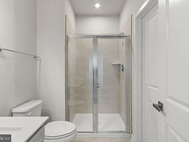 105 McKittrick Dr — Photo 29