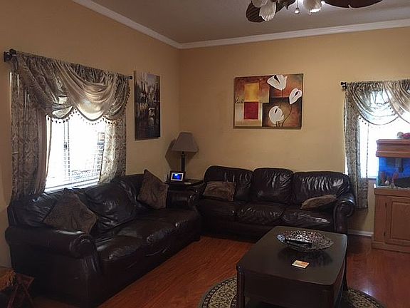 5th image of 31104 Bridgegate Dr