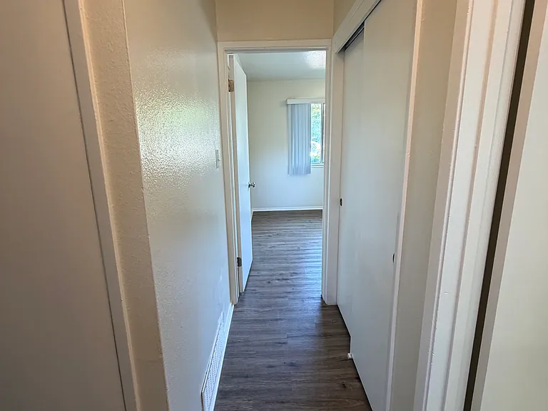 114 Erma Ave — Photo 11
