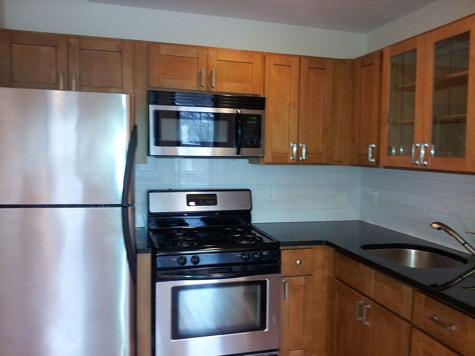 2nd image of 3114 23rd Rd APT 5