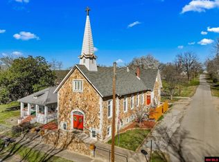 233 Combs Ave, Cotter, AR 72626