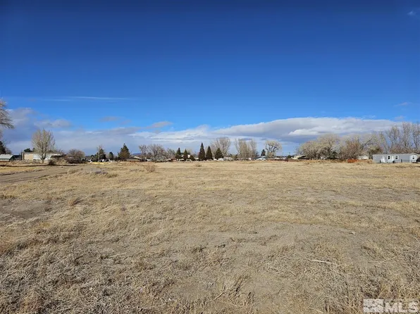 66AC S Whitacre St, Yerington, NV 89447