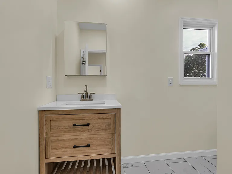 310 Summer St — Photo 20
