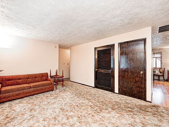 3rd image of 9055 Panorama Ct
