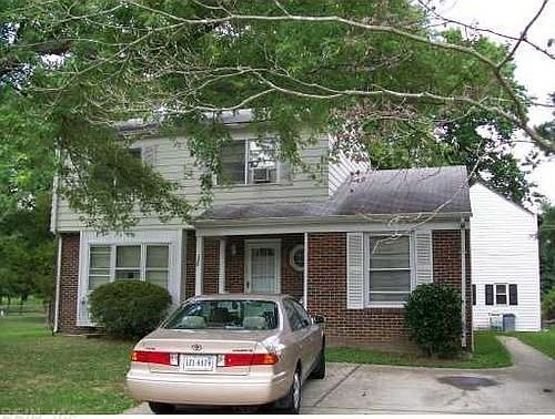 2nd image of 173 Sheppard Dr