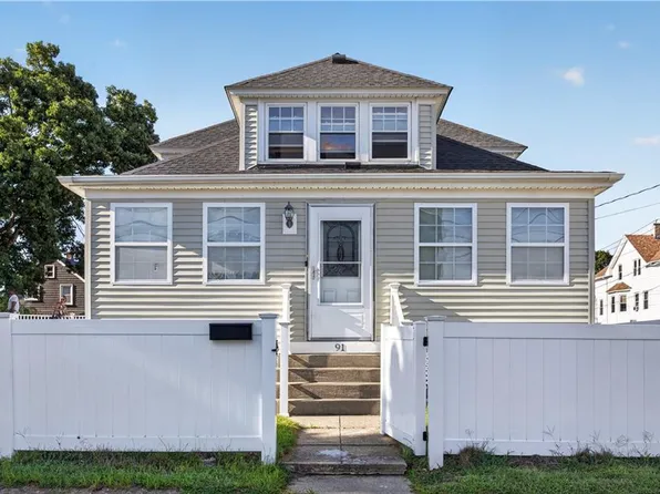 91 Waterman Ave, Cranston, RI 02910