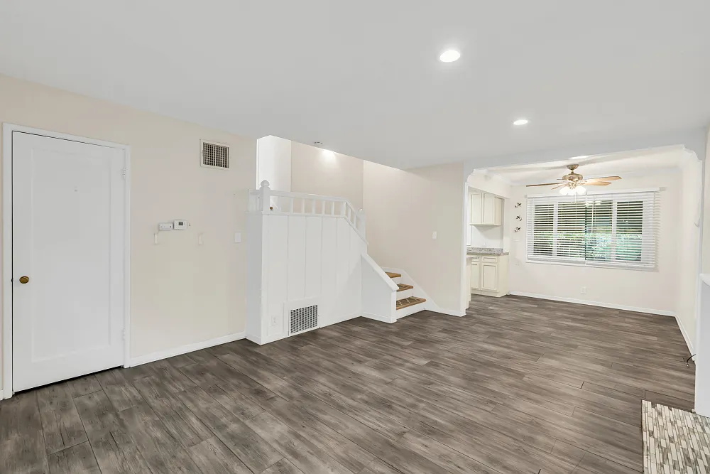 2551 Cumberland Rd — Photo 2