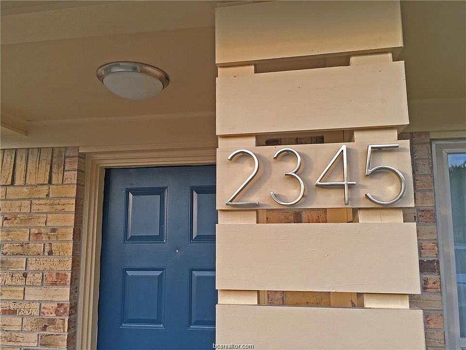 1st image of 2345 Cornell Dr