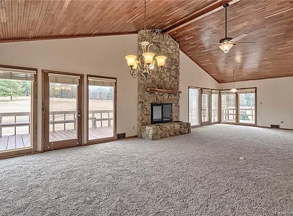 4th image of 443 W Glen Eagles Rd