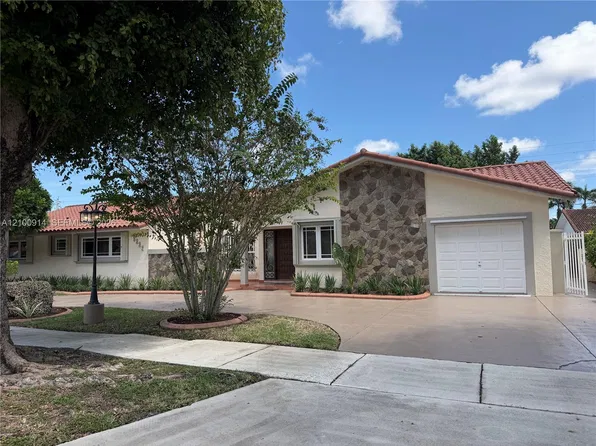 5223 SW 102nd Ct, Miami, FL 33165