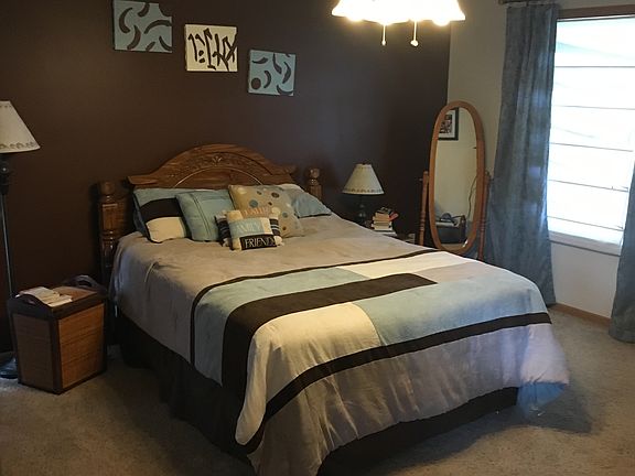 Master bed 