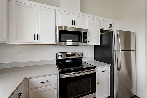 4712 N Williams Ave #204 Photo 1