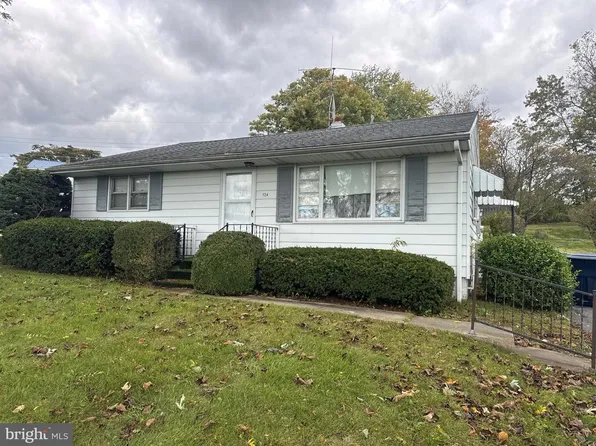124 Lincoln Ter, Fayetteville, PA 17222
